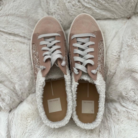 Dolce Vita slide on shoes. Size 8.5. Never worn! - Picture 3 of 4